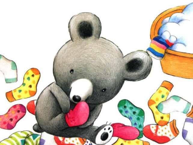 洗四十双袜子的小波波熊